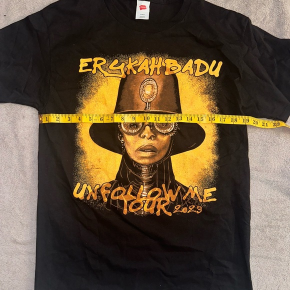 Erykah Badu “Unfollow me tour” Concert T-shirt - Picture 3 of 7